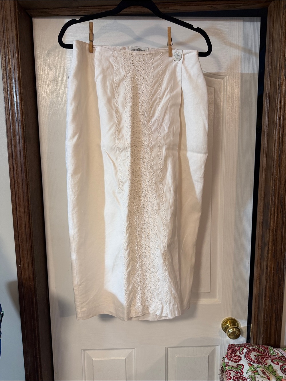 Mevisto vintage cotton White Embroidered Pencil Skirt